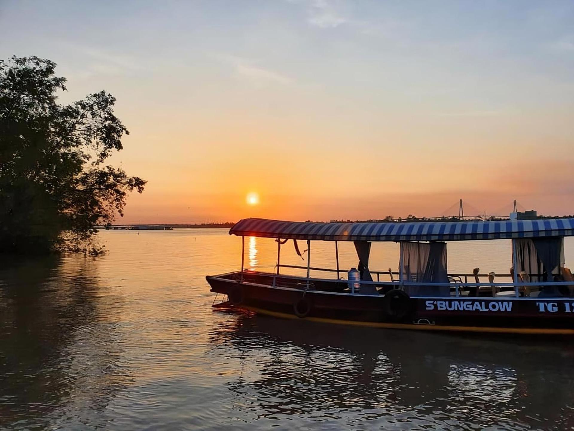 Con Phung Resort Mekong - Nature Escape With Free Boat Shuttle & Fishing Ben Tre ภายนอก รูปภาพ
